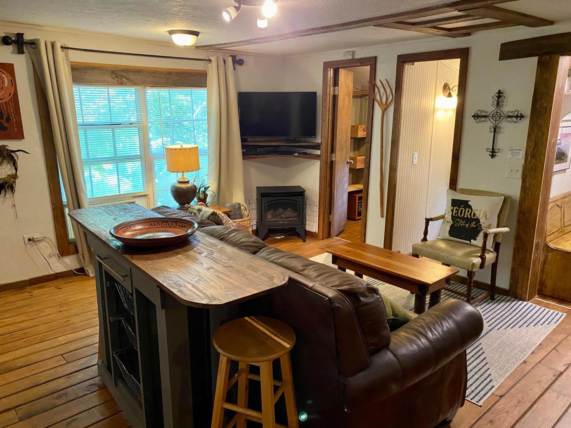 Convenient Cottage-Hot Tub, 4 Minutes To Dahlonega Extérieur photo