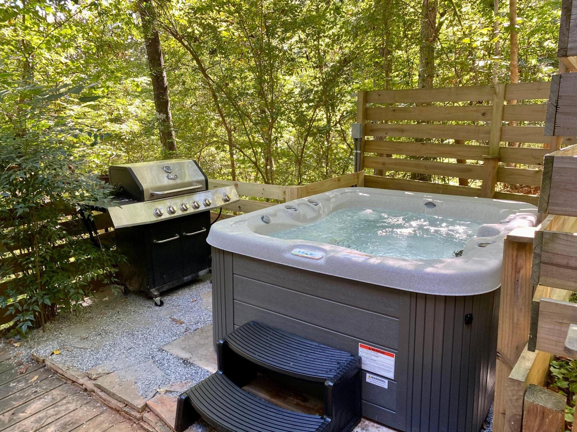 Convenient Cottage-Hot Tub, 4 Minutes To Dahlonega Extérieur photo